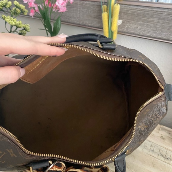 SOLD Authentic Louis Vuitton Speedy 35 - Picture 12 of 13